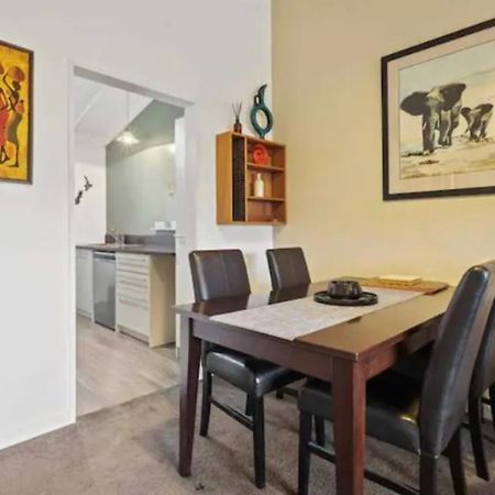 Fantastic Views, Close To Town 2 Bedroom Apartment 퀸즈타운 외부 사진