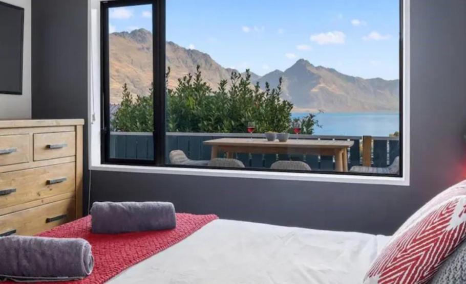 Fantastic Views, Close To Town 2 Bedroom Apartment 퀸즈타운 외부 사진